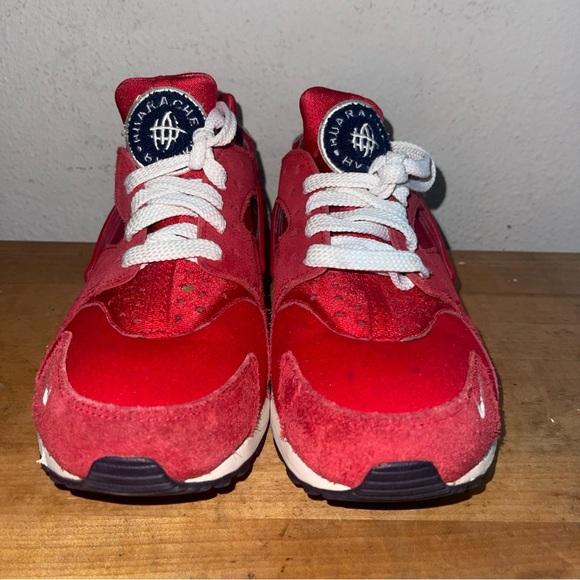 Nike Air Huarache Red Premium Varsity Jacket Sneakers Shoes Mens Sz 6 - Picture 5 of 10